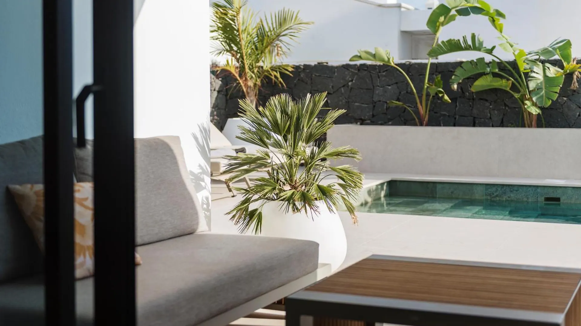 Luxurious Villa Acebo 4 Bed, 4 Bath, Private Pool Playa Blanca  0*, Playa Blanca (Lanzarote) Spanien