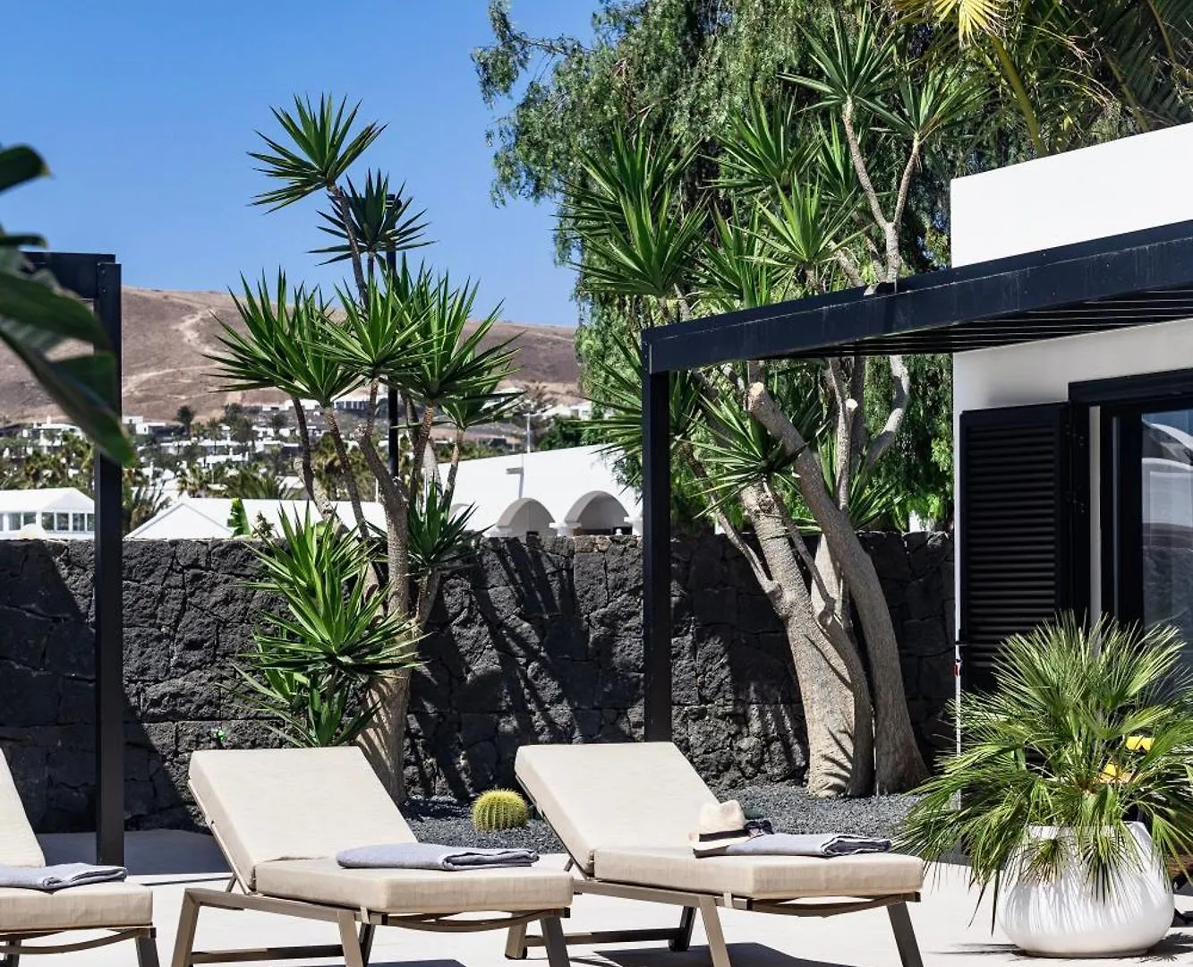Luxurious Villa Acebo 4 Bed, 4 Bath, Private Pool Playa Blanca  Playa Blanca (Lanzarote)